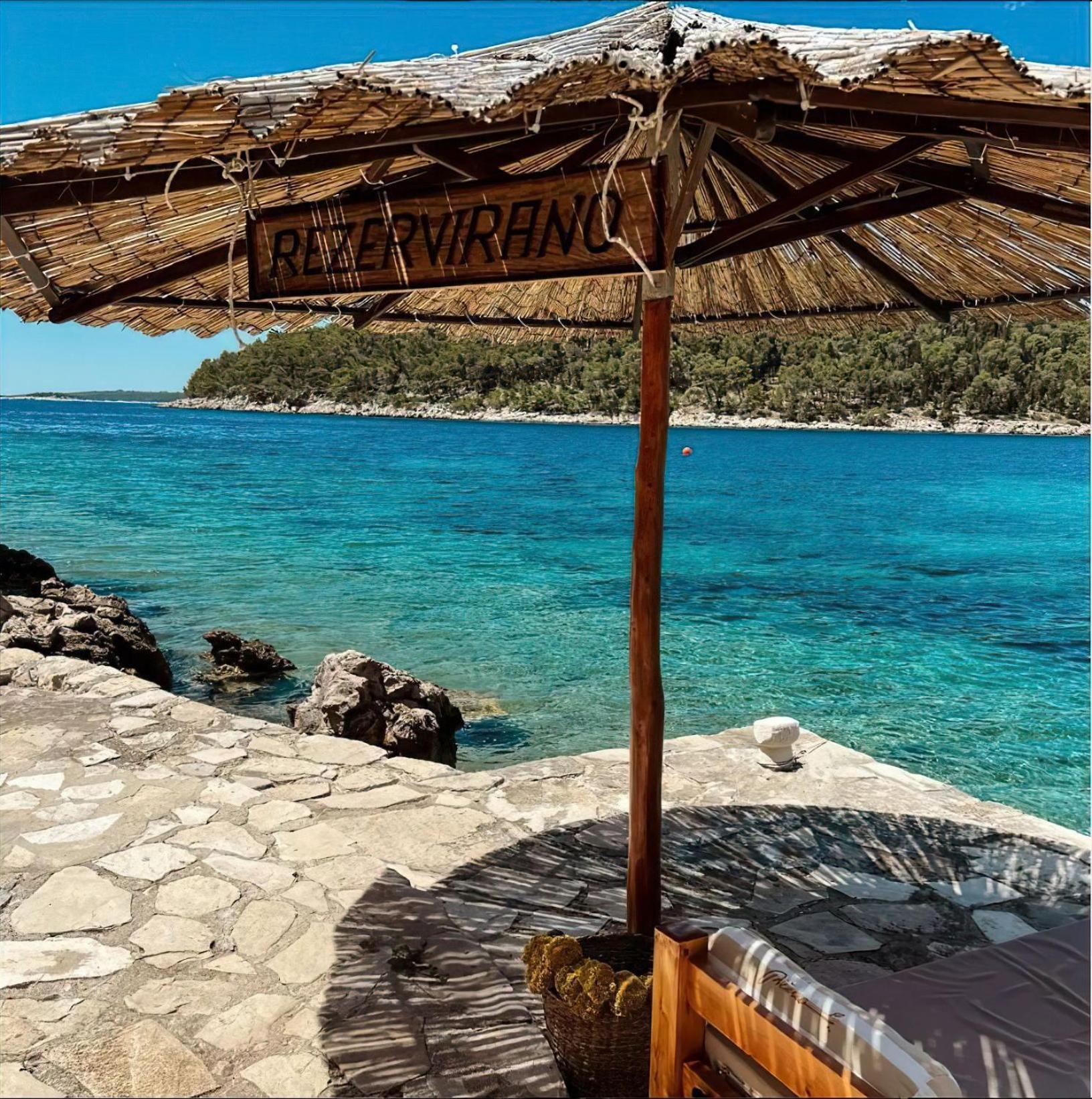 Holiday Home Sunny Side Vela Luka Bagian luar foto